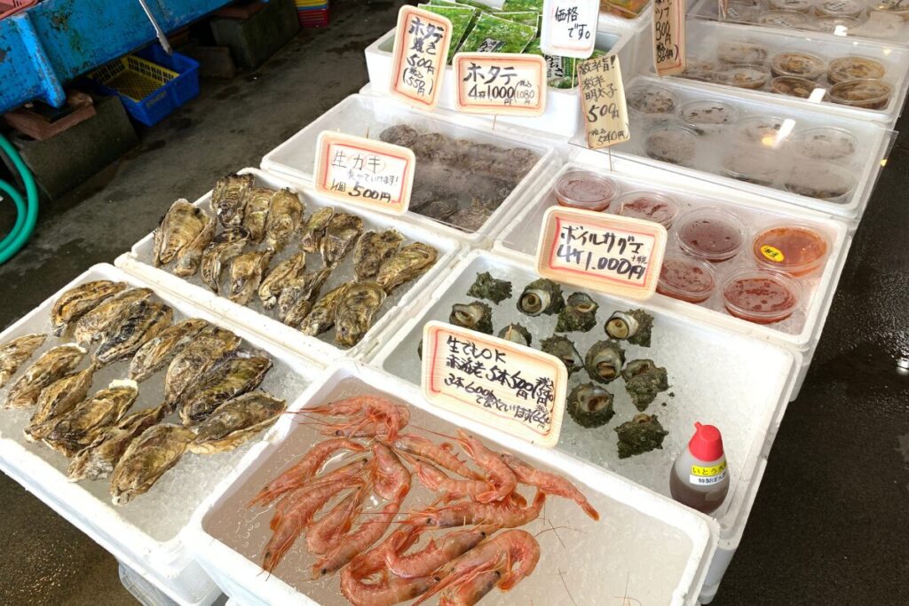 いとう水産のその場で食べれる海産物の写真